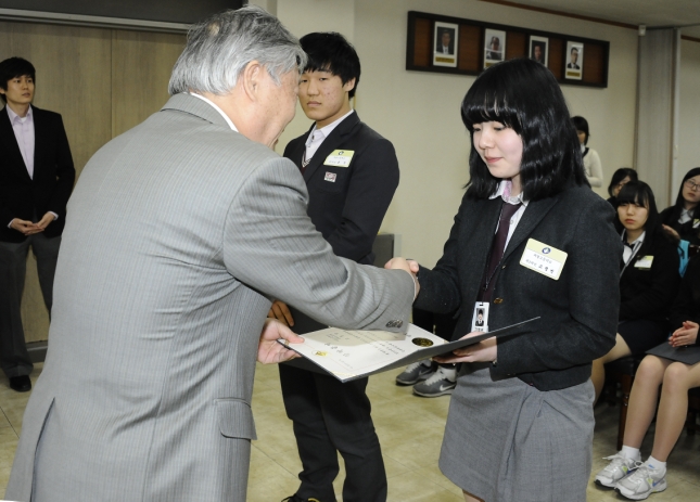 20130408-광진구 장학생 장학증서 수여식 73998.JPG