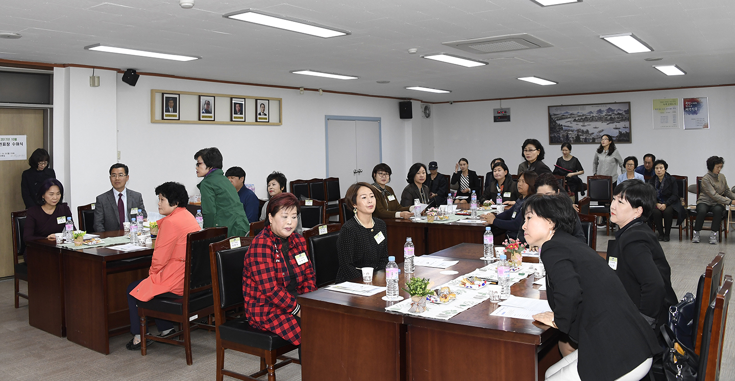 20171023-10월 정기 구민표창 수여 162899.jpg