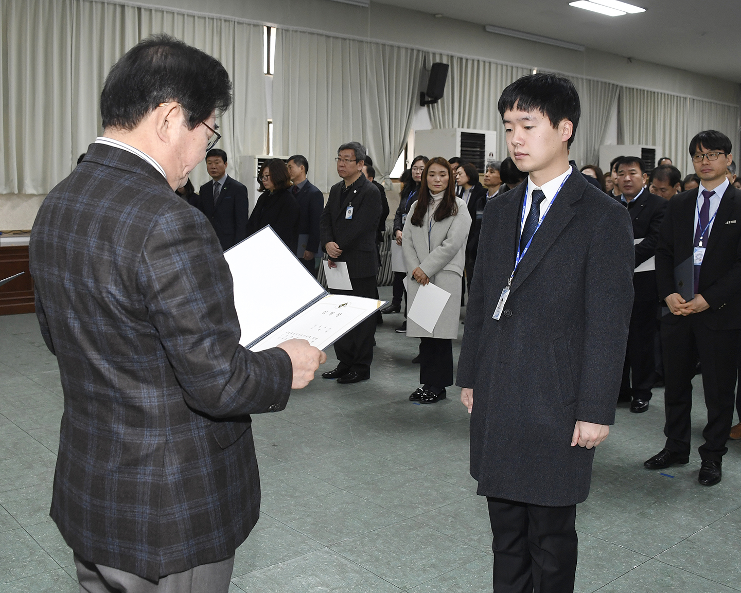 20171228-2018년 상반기 정기인사 발령장 수여 168755.jpg