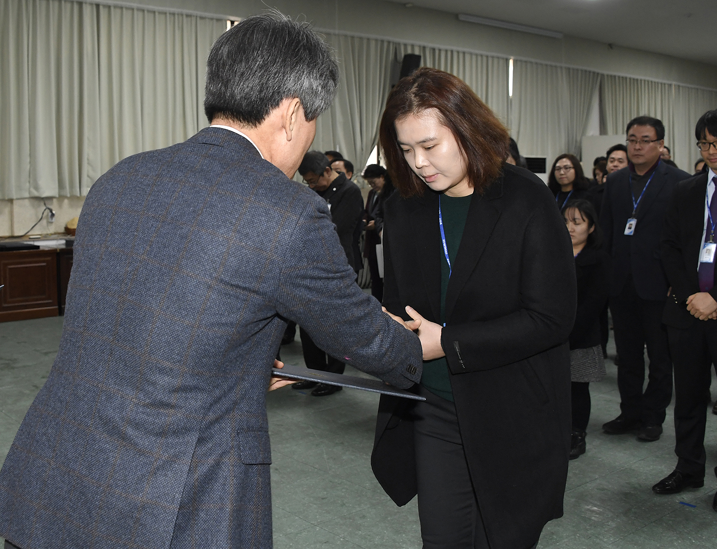 20171228-2018년 상반기 정기인사 발령장 수여 168521.jpg