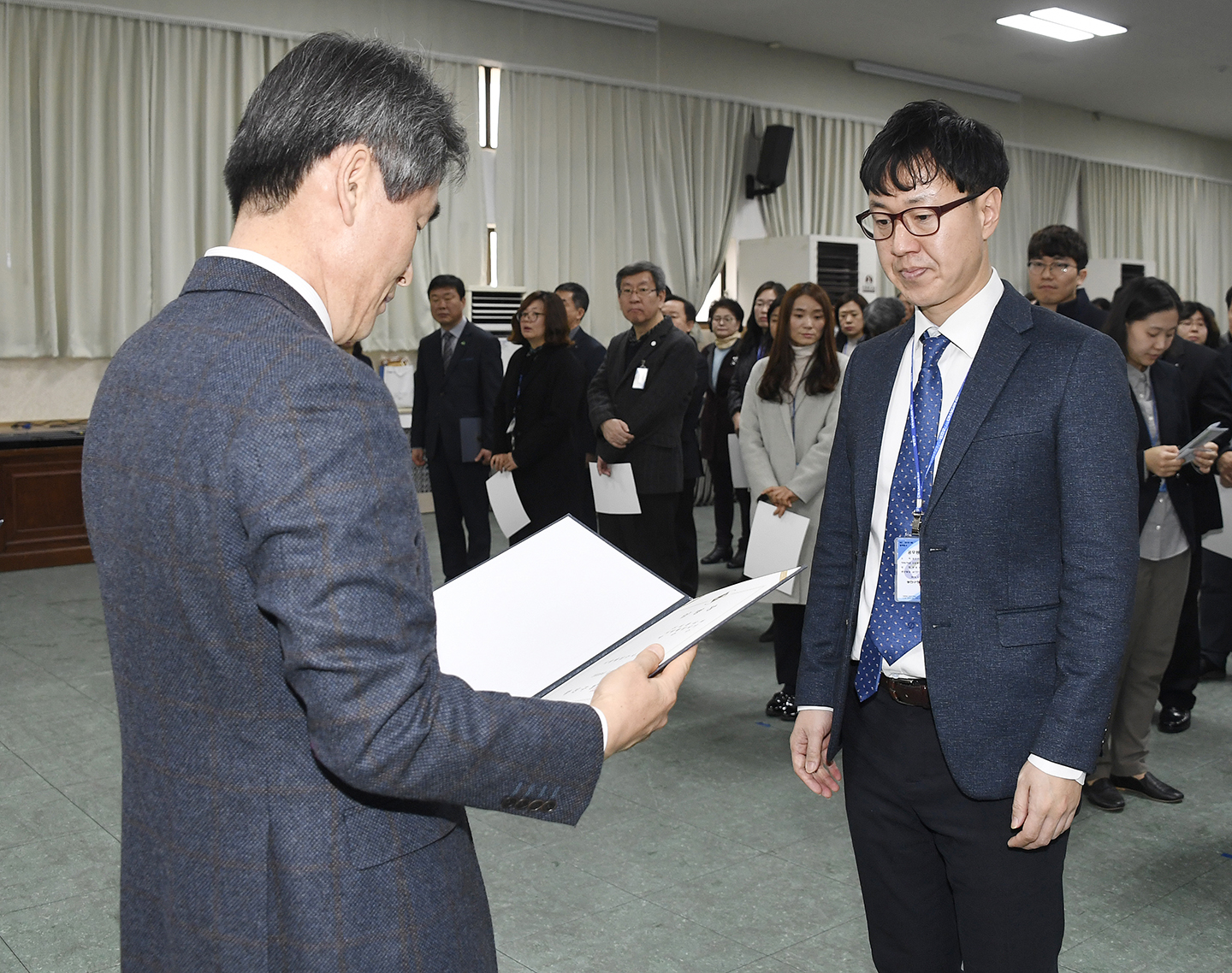 20171228-2018년 상반기 정기인사 발령장 수여 168528.jpg