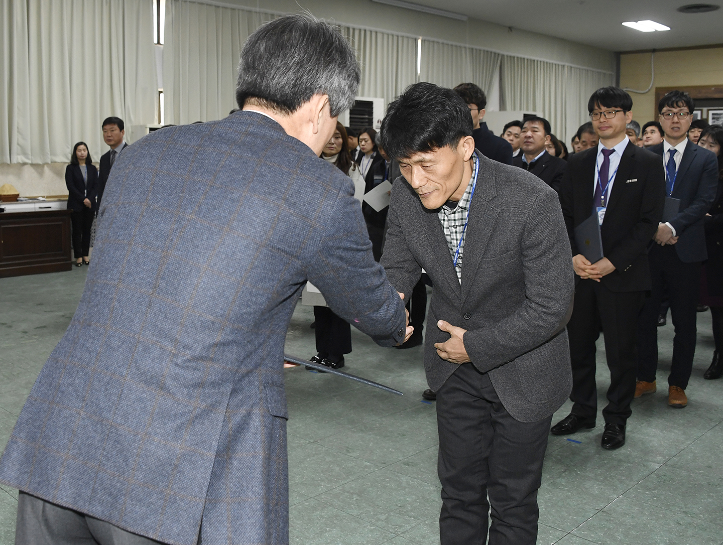 20171228-2018년 상반기 정기인사 발령장 수여 168593.jpg