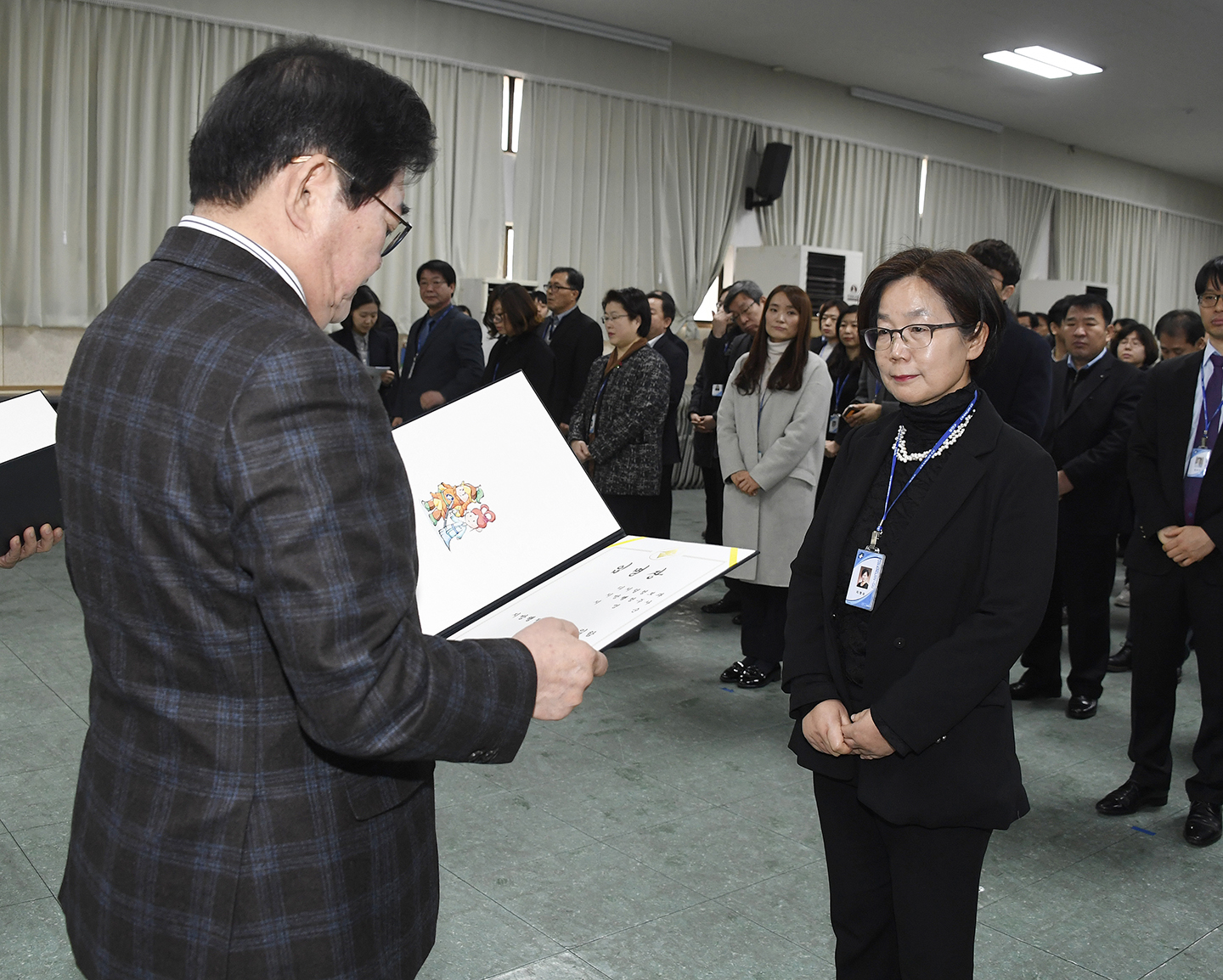 20171228-2018년 상반기 정기인사 발령장 수여 168360.jpg