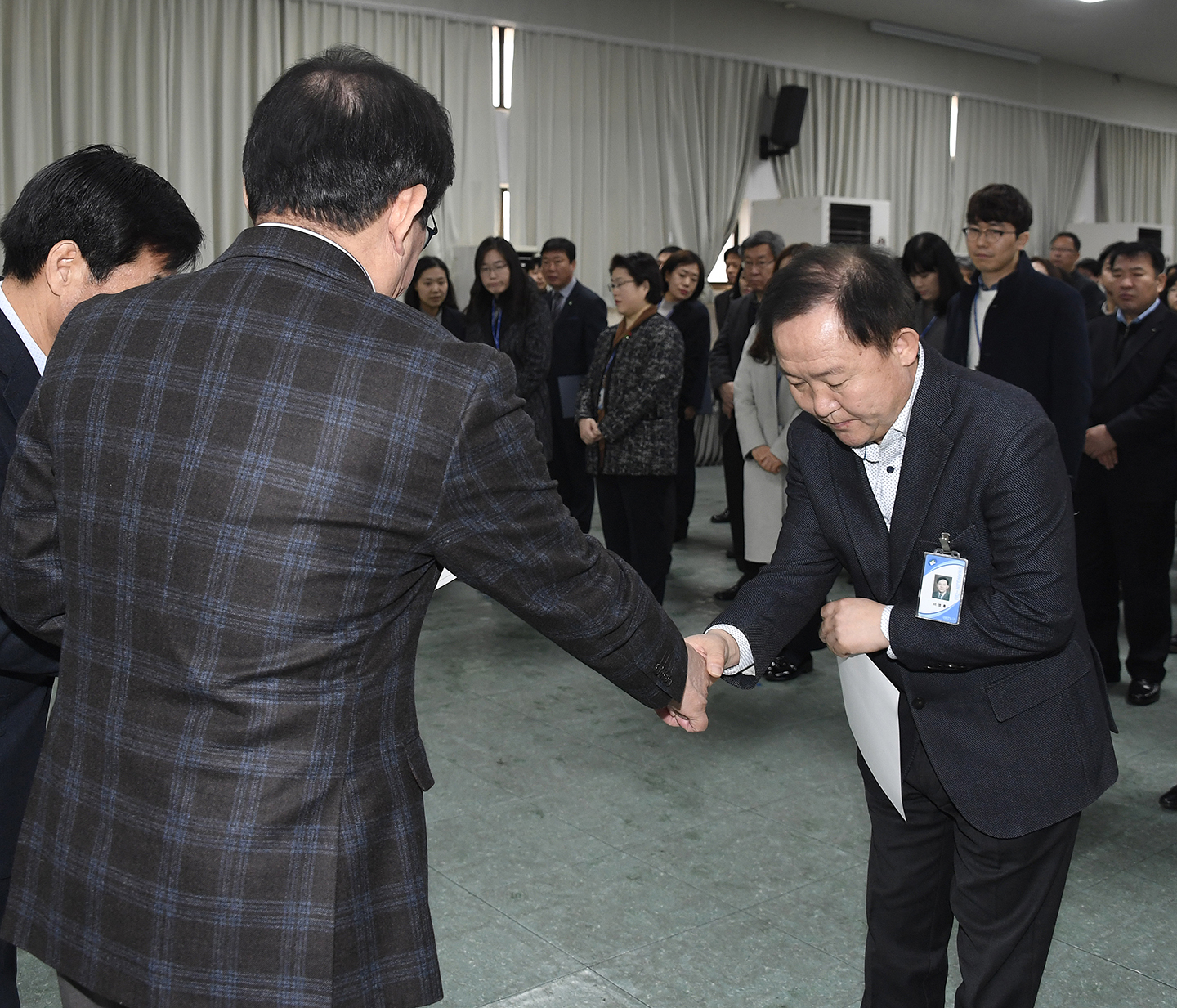 20171228-2018년 상반기 정기인사 발령장 수여 168382.jpg