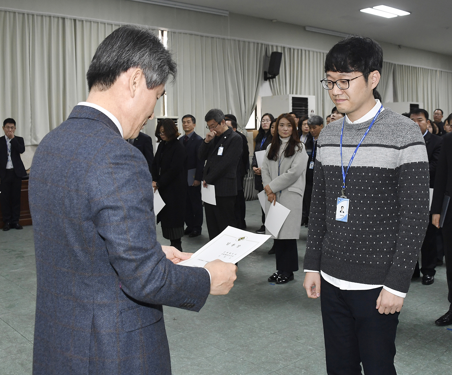 20171228-2018년 상반기 정기인사 발령장 수여 168647.jpg