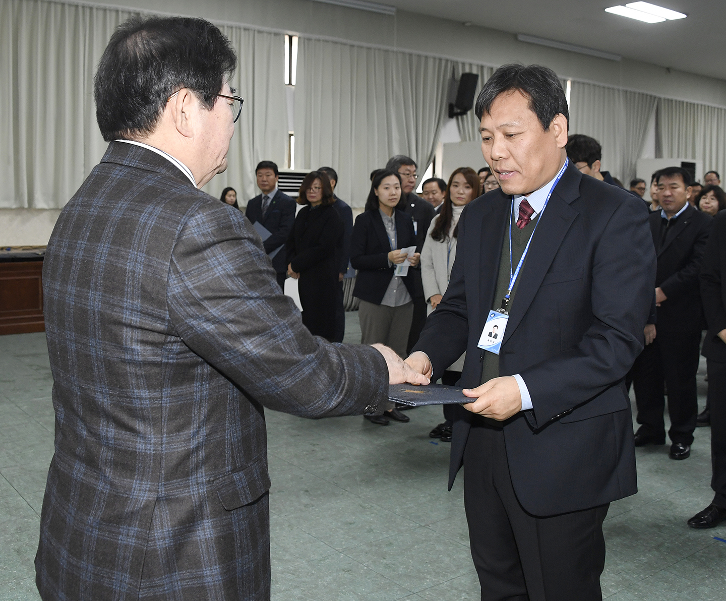 20171228-2018년 상반기 정기인사 발령장 수여 168465.jpg