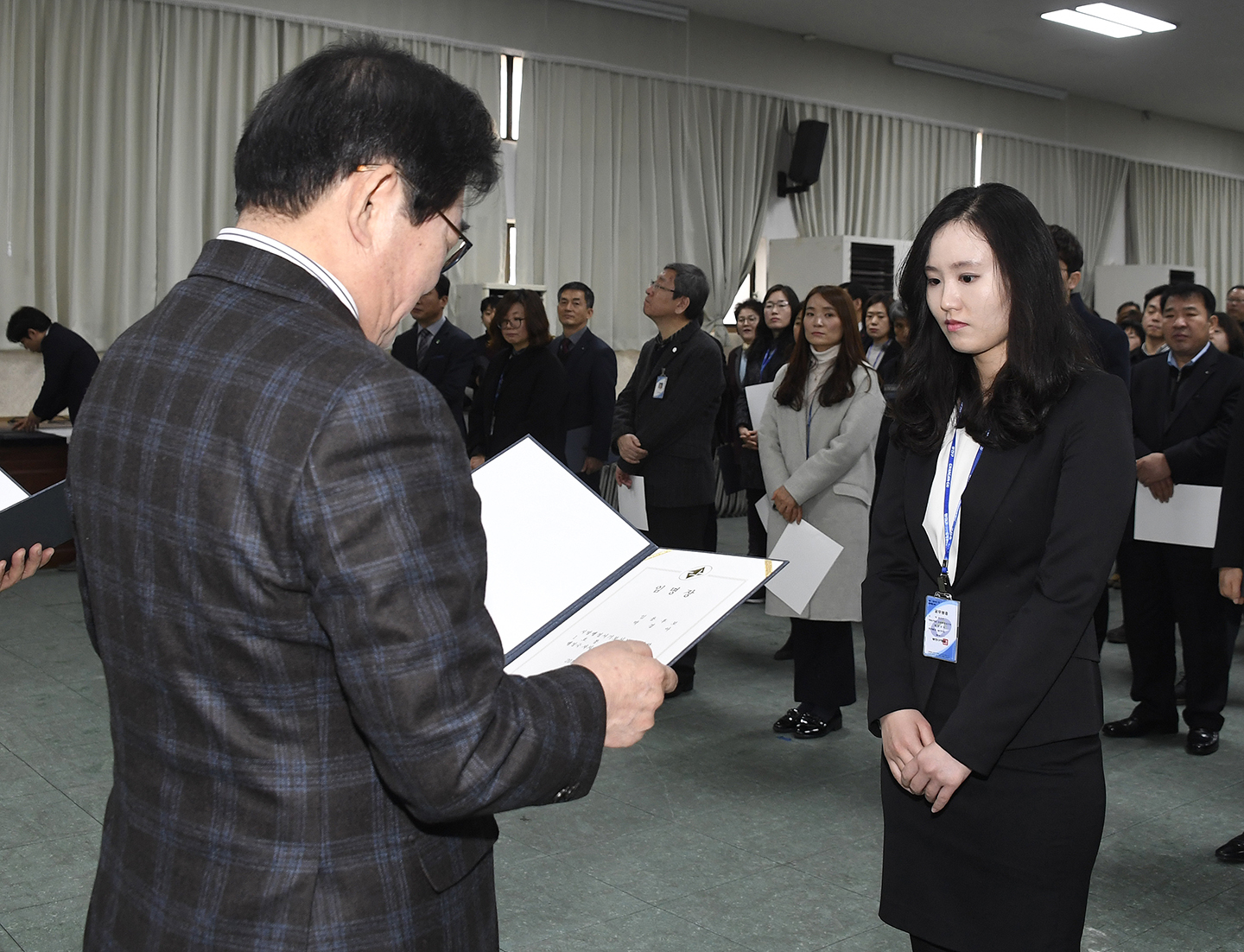 20171228-2018년 상반기 정기인사 발령장 수여 168668.jpg