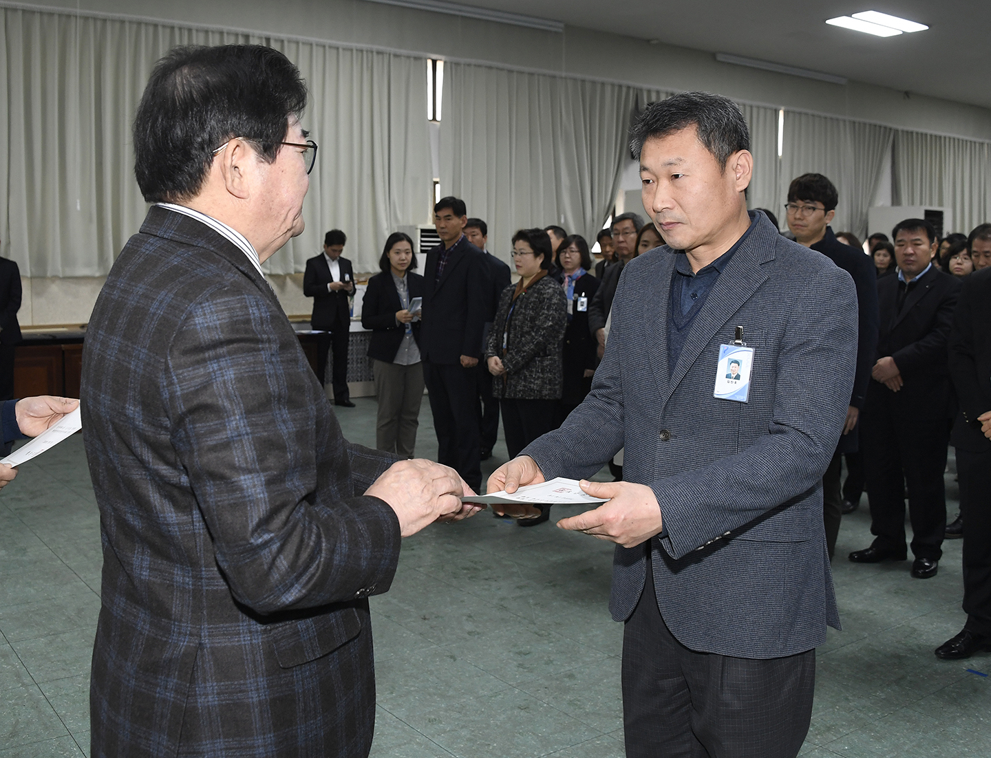 20171228-2018년 상반기 정기인사 발령장 수여 168417.jpg