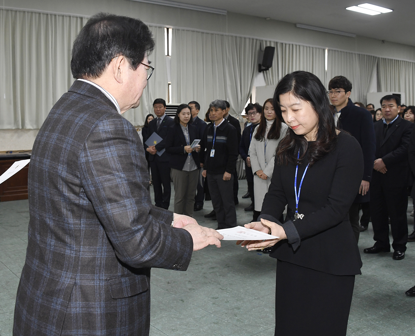 20171228-2018년 상반기 정기인사 발령장 수여 168427.jpg