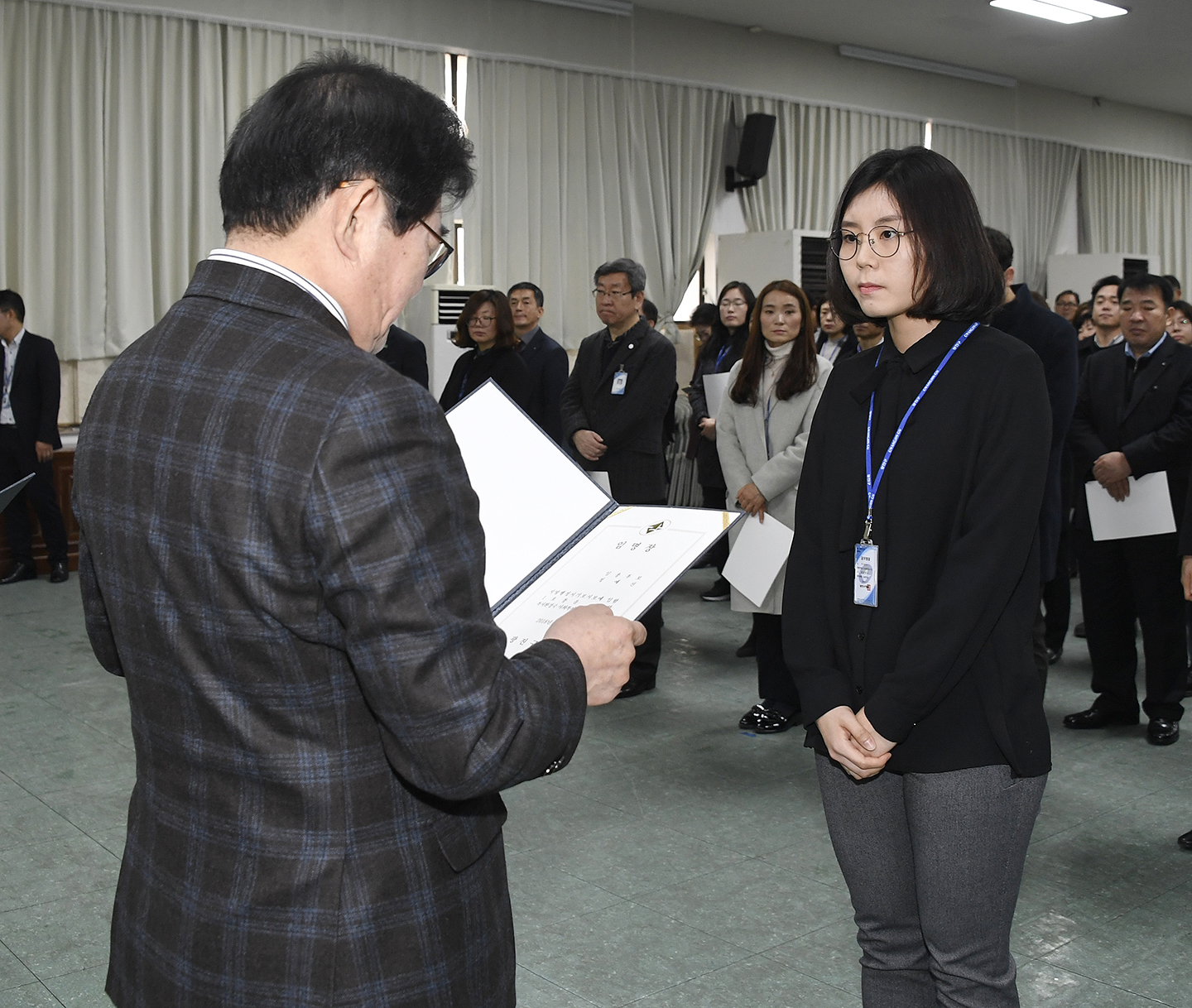 20171228-2018년 상반기 정기인사 발령장 수여 168699.jpg