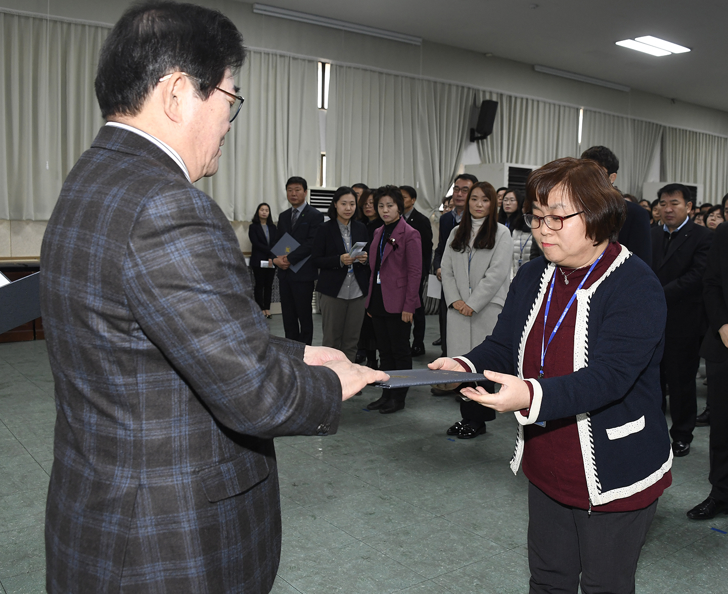 20171228-2018년 상반기 정기인사 발령장 수여 168444.jpg