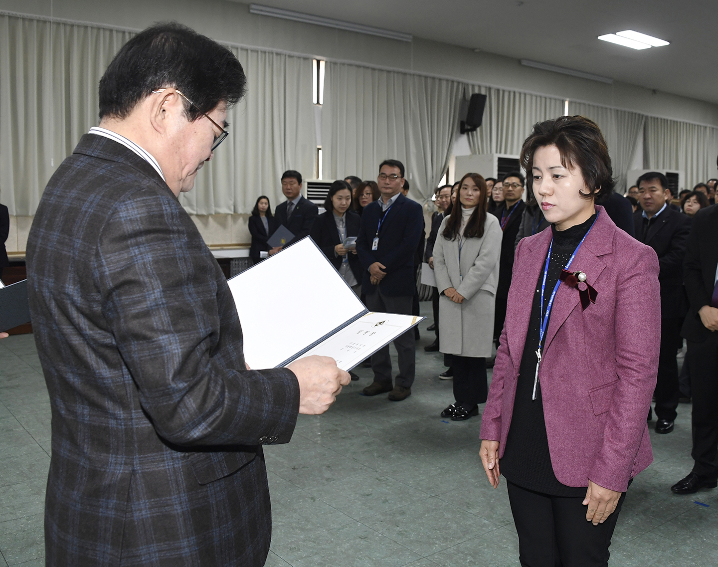 20171228-2018년 상반기 정기인사 발령장 수여 168446.jpg