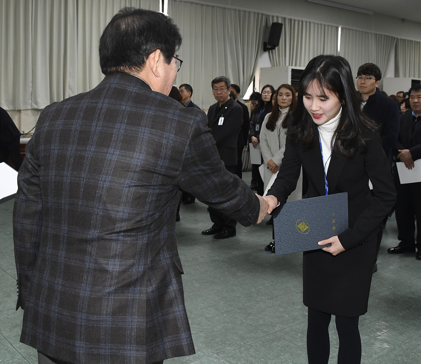 20171228-2018년 상반기 정기인사 발령장 수여 168726.jpg