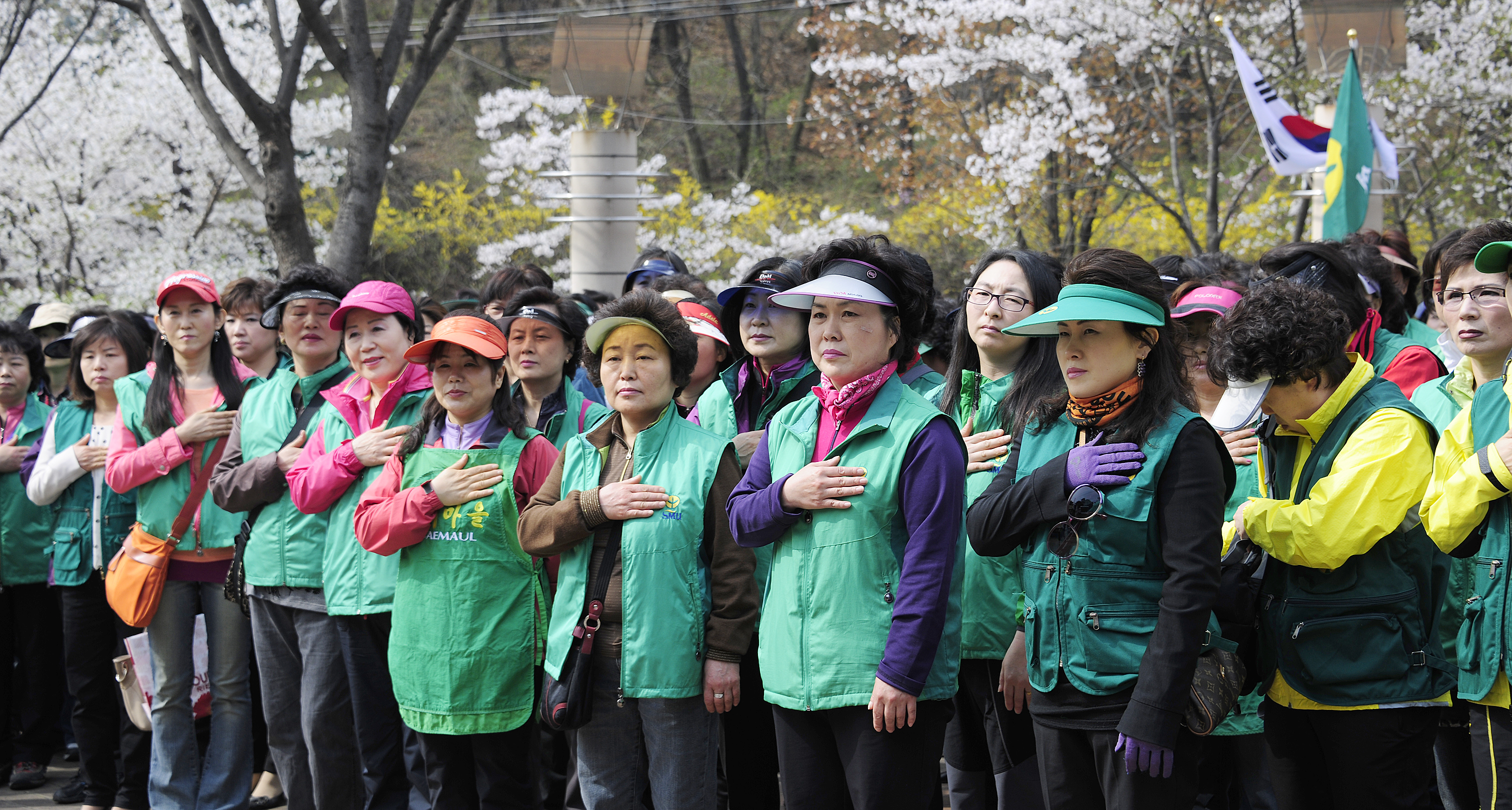 20120418-제2회 새마을의 날 기념 아차산 환경정화 활동 및 캠페인 51937.JPG