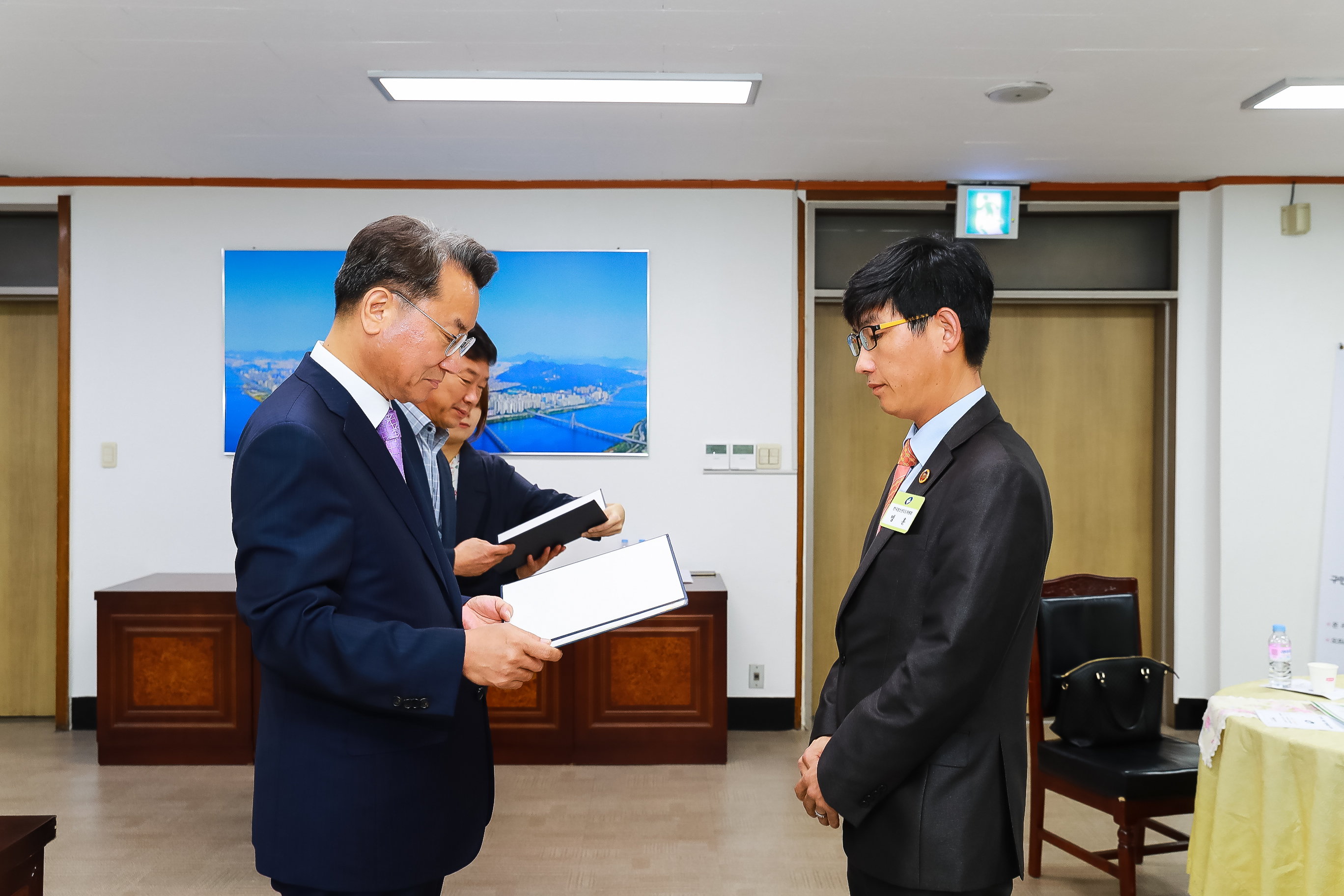 20180920-9월 정기 구민표창 수여식 175820.jpg