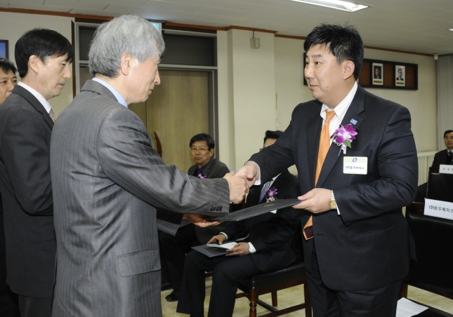 20140306-지방세 유공납세자 표창 수여식 97635.JPG