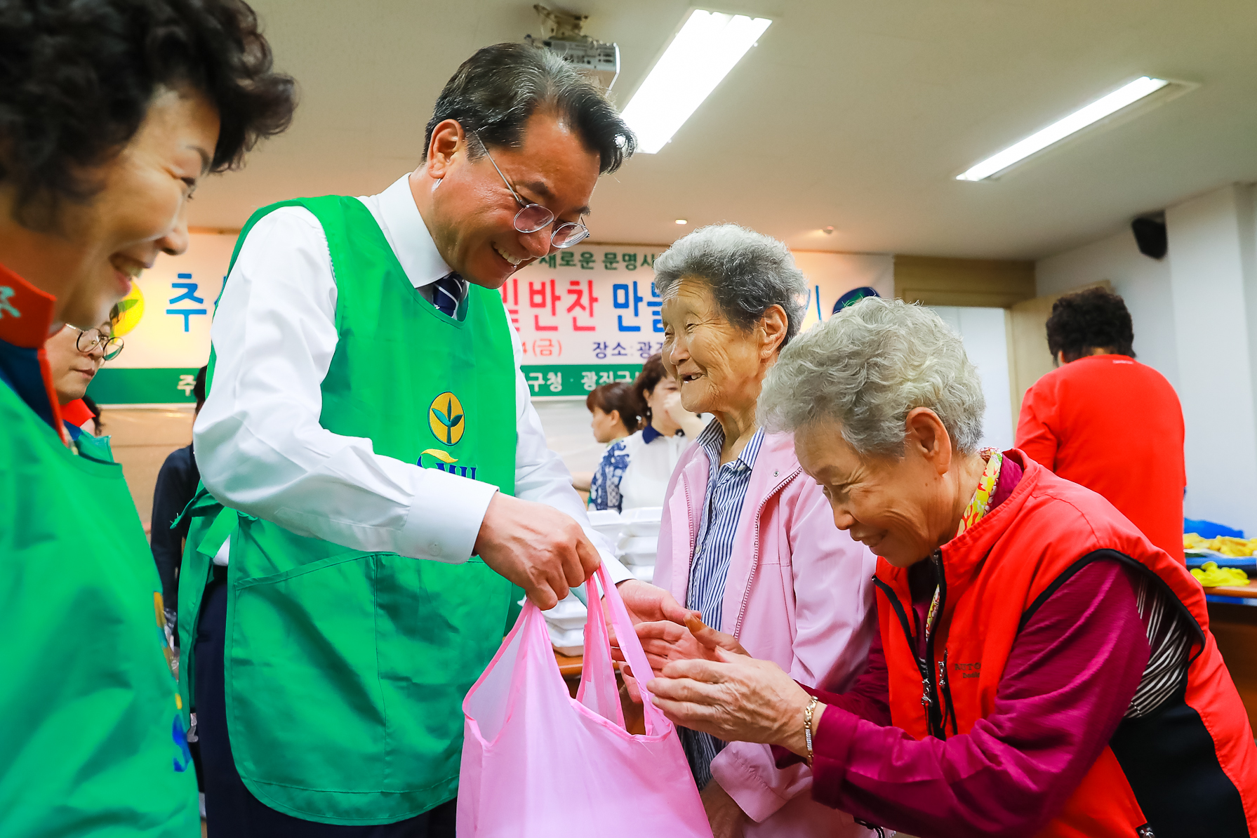 20180914-추석맞이 사랑의 밑반찬 만들어 드리기 175553.jpg