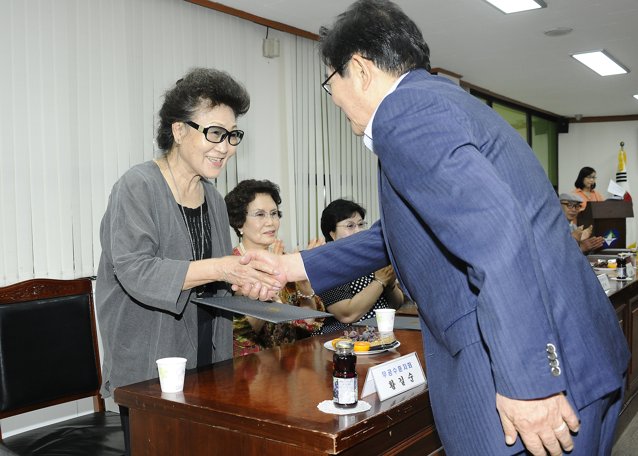 20150617-호국보훈의 달 국가유공자 표창 수여식 120643.JPG