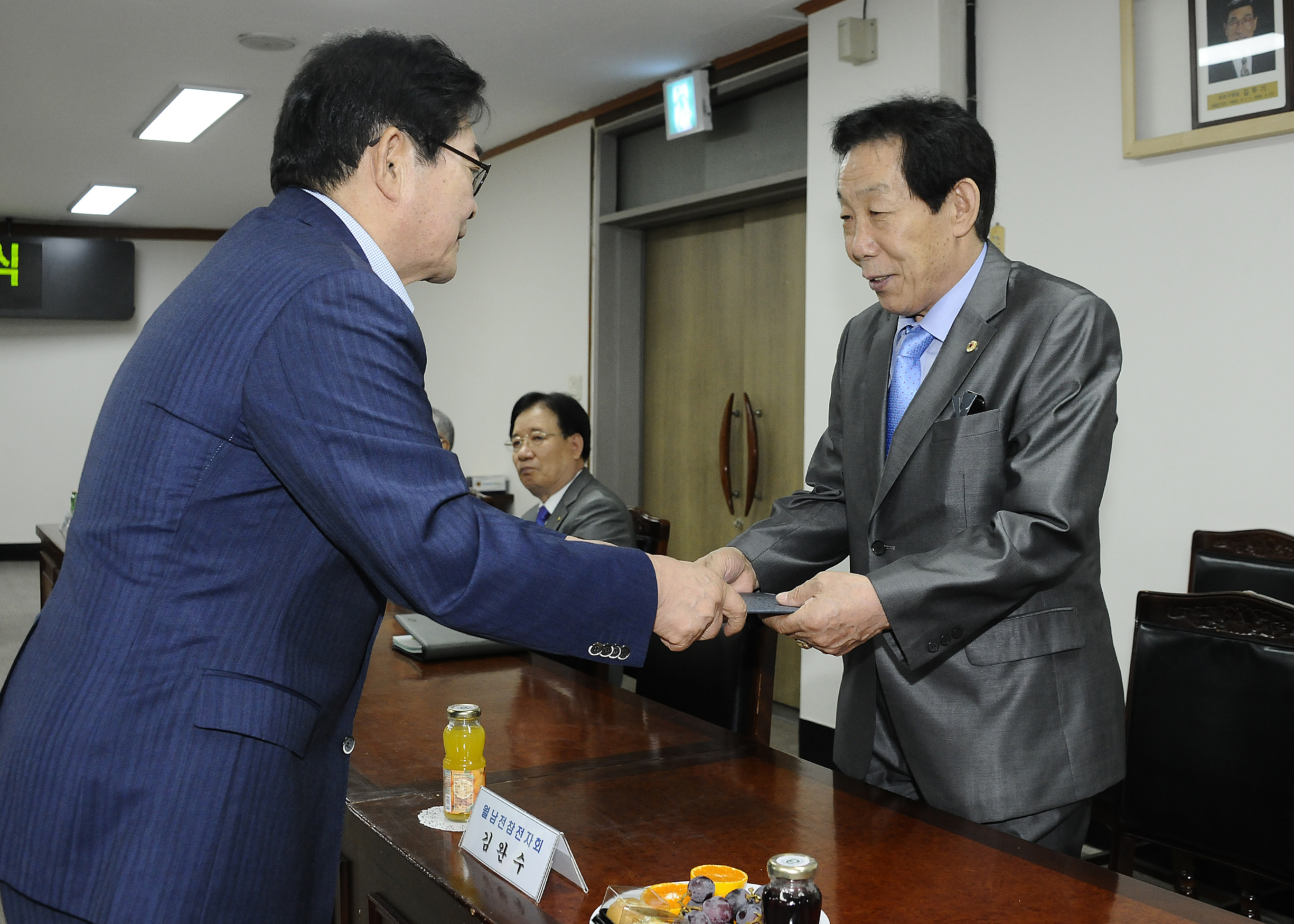20150617-호국보훈의 달 국가유공자 표창 수여식 120648.JPG