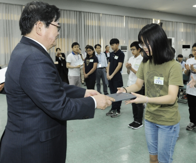 20160520-광진구 모범청소년 표창수여 137943.JPG