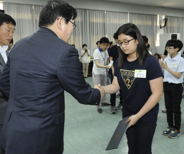 20160520-광진구 모범청소년 표창수여 137946.JPG