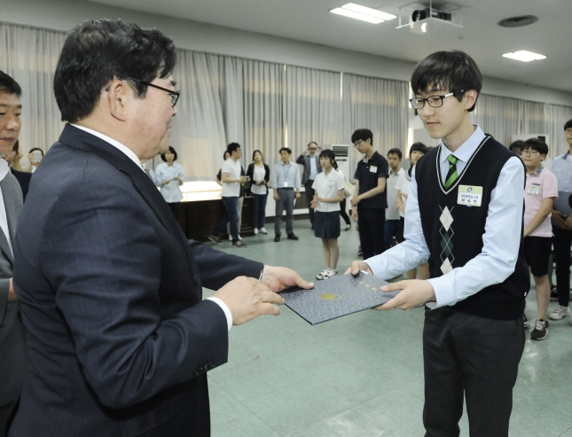 20160520-광진구 모범청소년 표창수여 137983.JPG