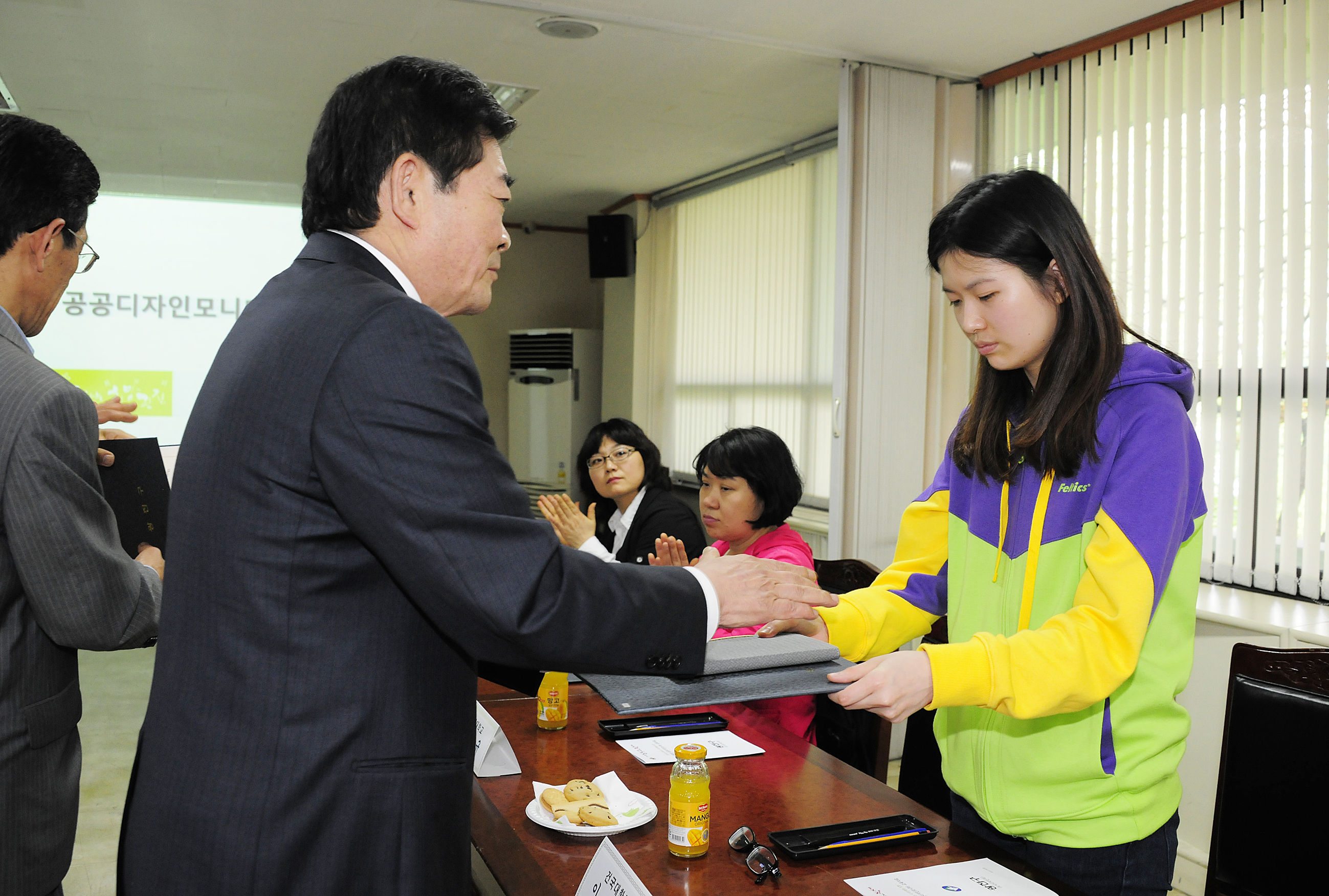 20120424-주부,대학생 공공디자인모니터 위촉식 52517.JPG