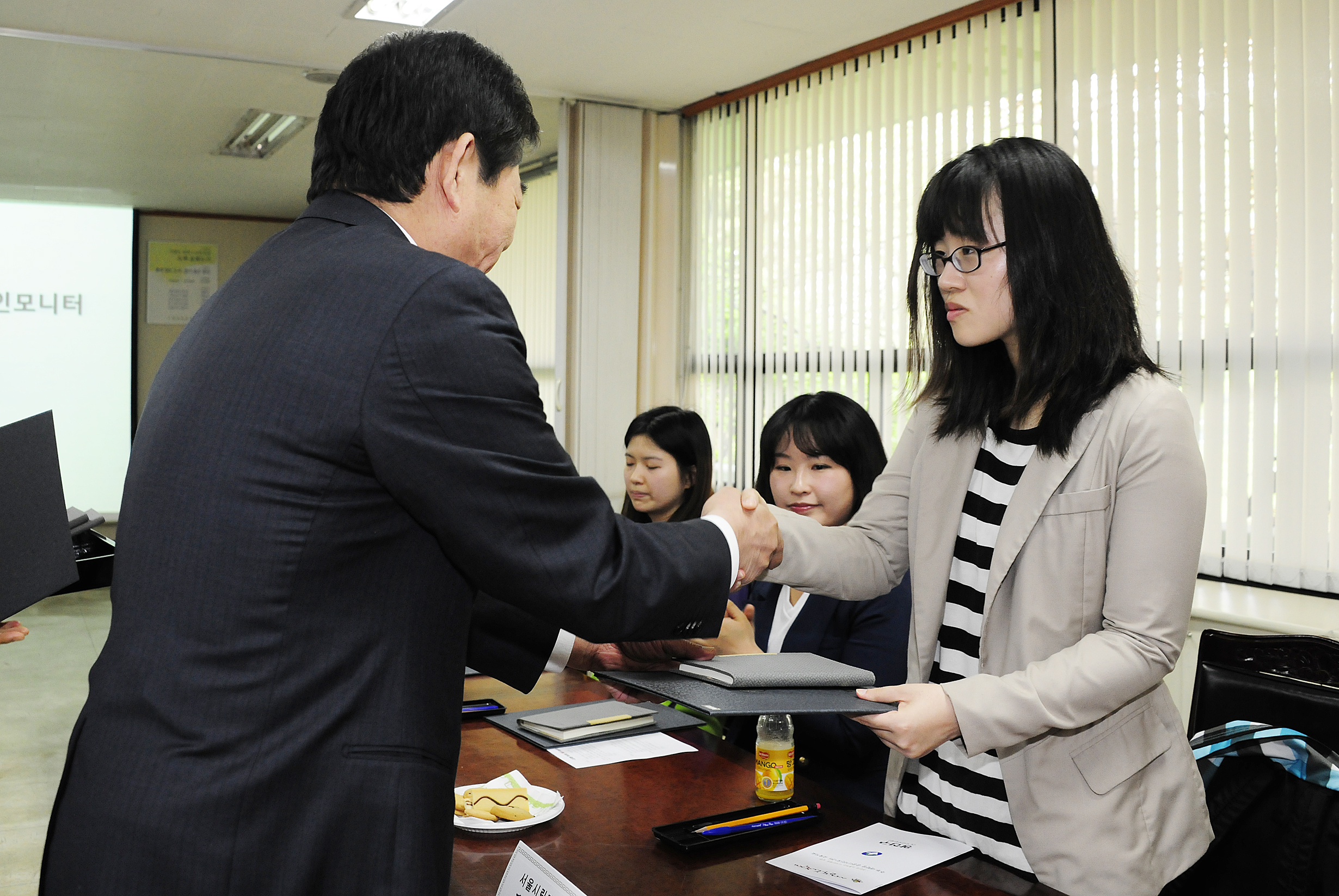 20120424-주부,대학생 공공디자인모니터 위촉식 52524.JPG