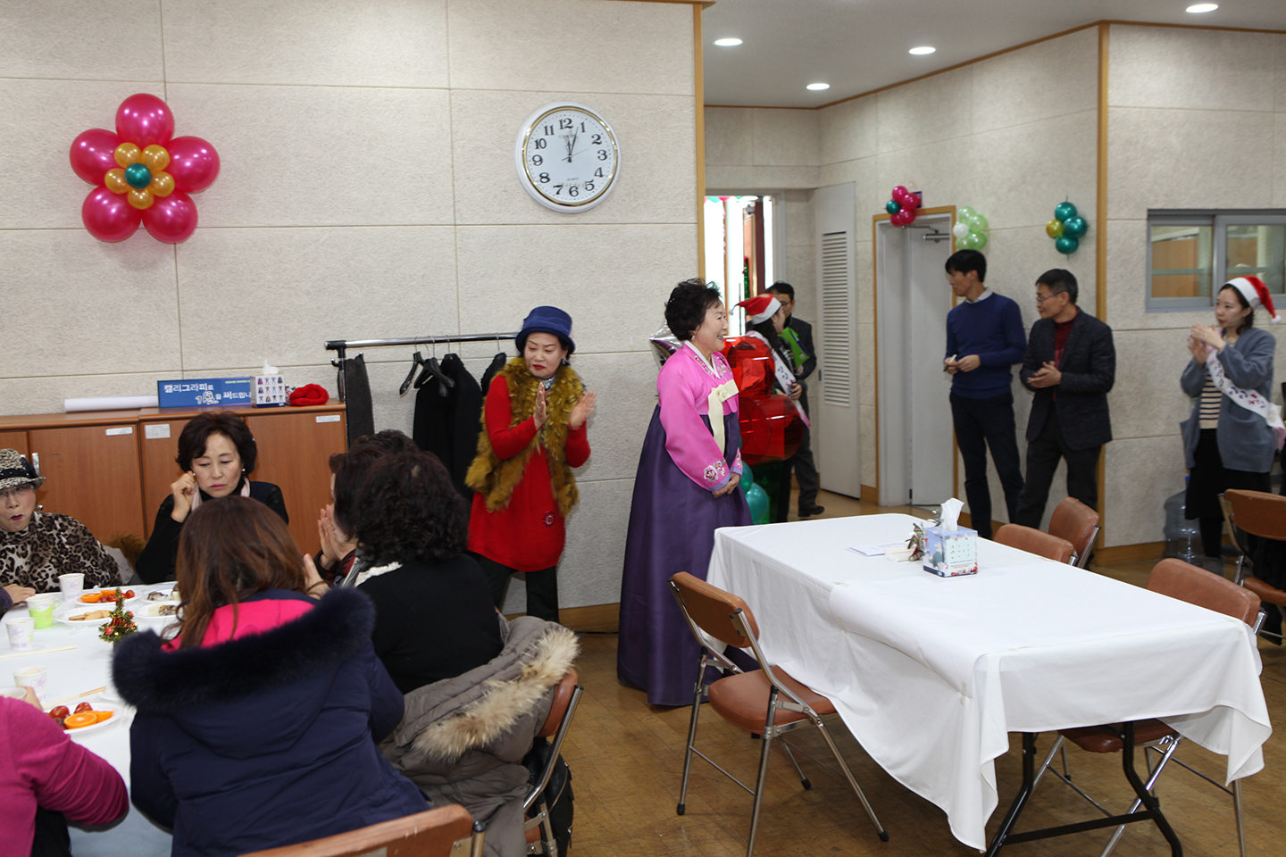 20171214-사랑의 일일찻집-자양4동 166764.jpg