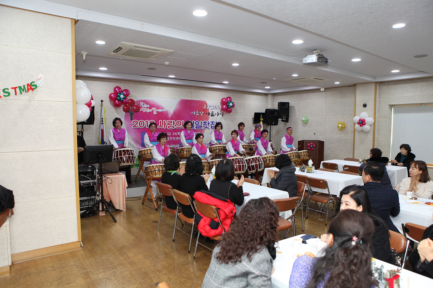 20171214-사랑의 일일찻집-자양4동 166748.jpg