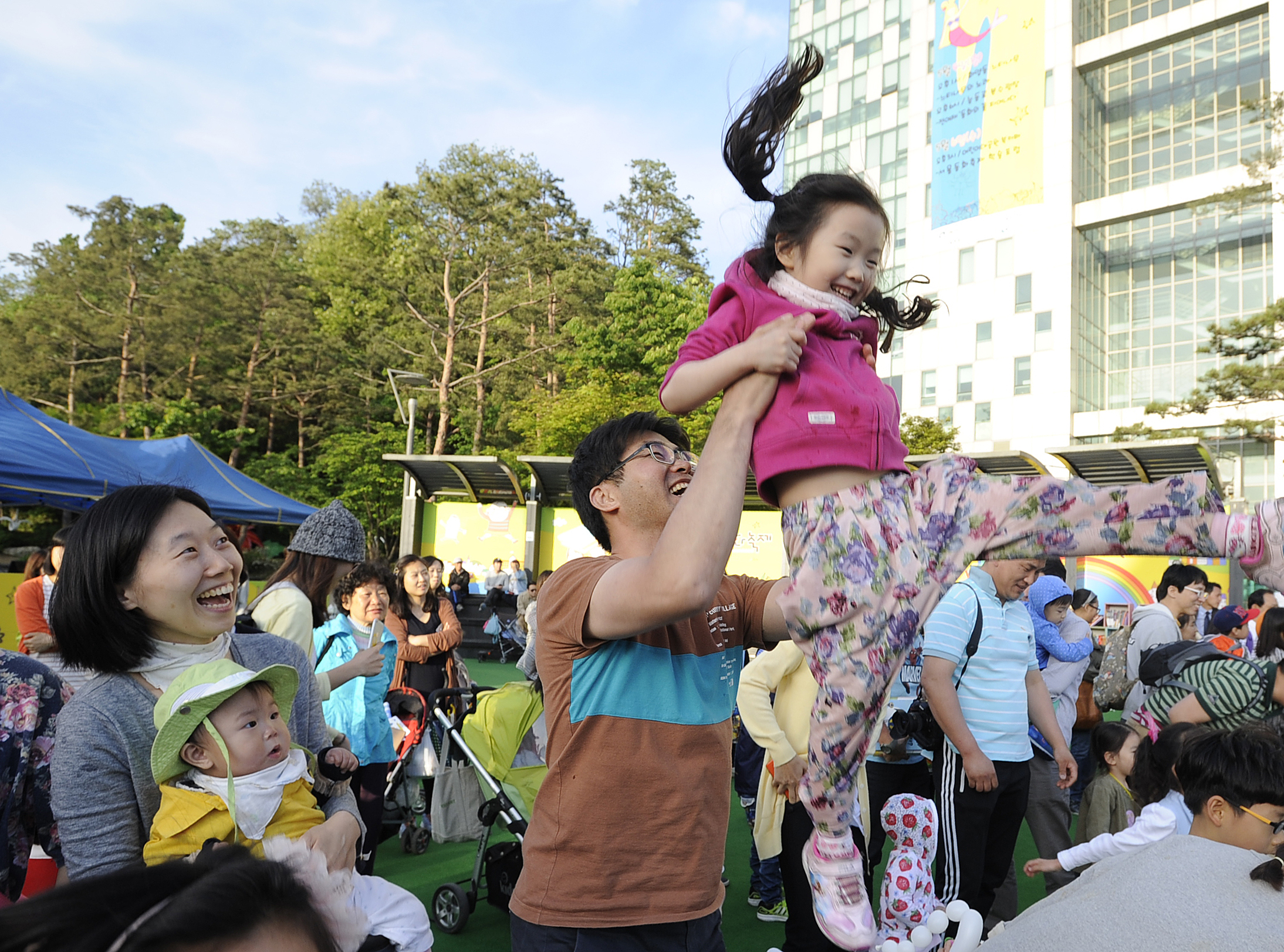 20150505-제4회 서울동화축제-축제무대 118007.JPG