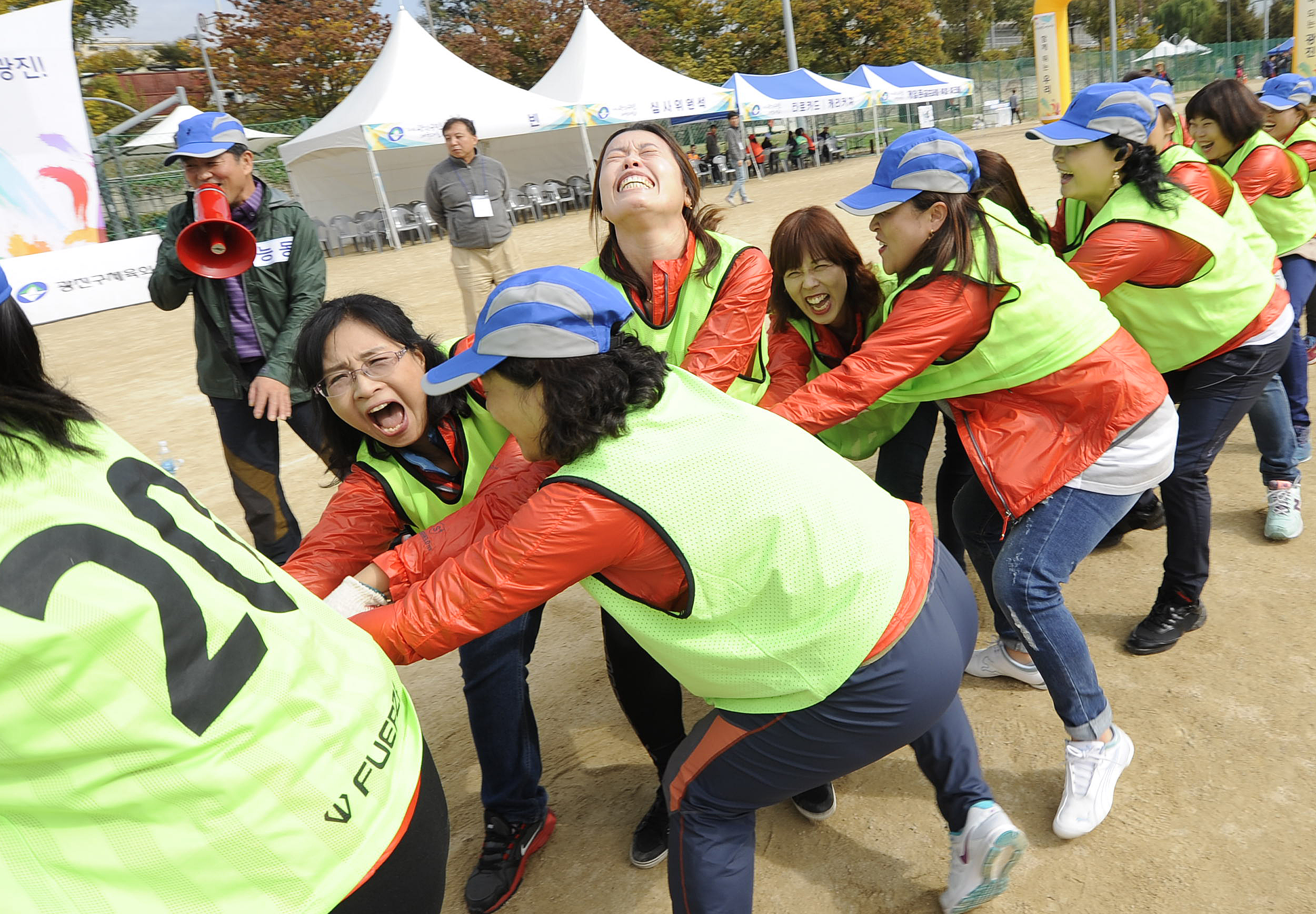 20161028-2016년 광진구민 체육대회(협동 줄다리기) 146260.JPG