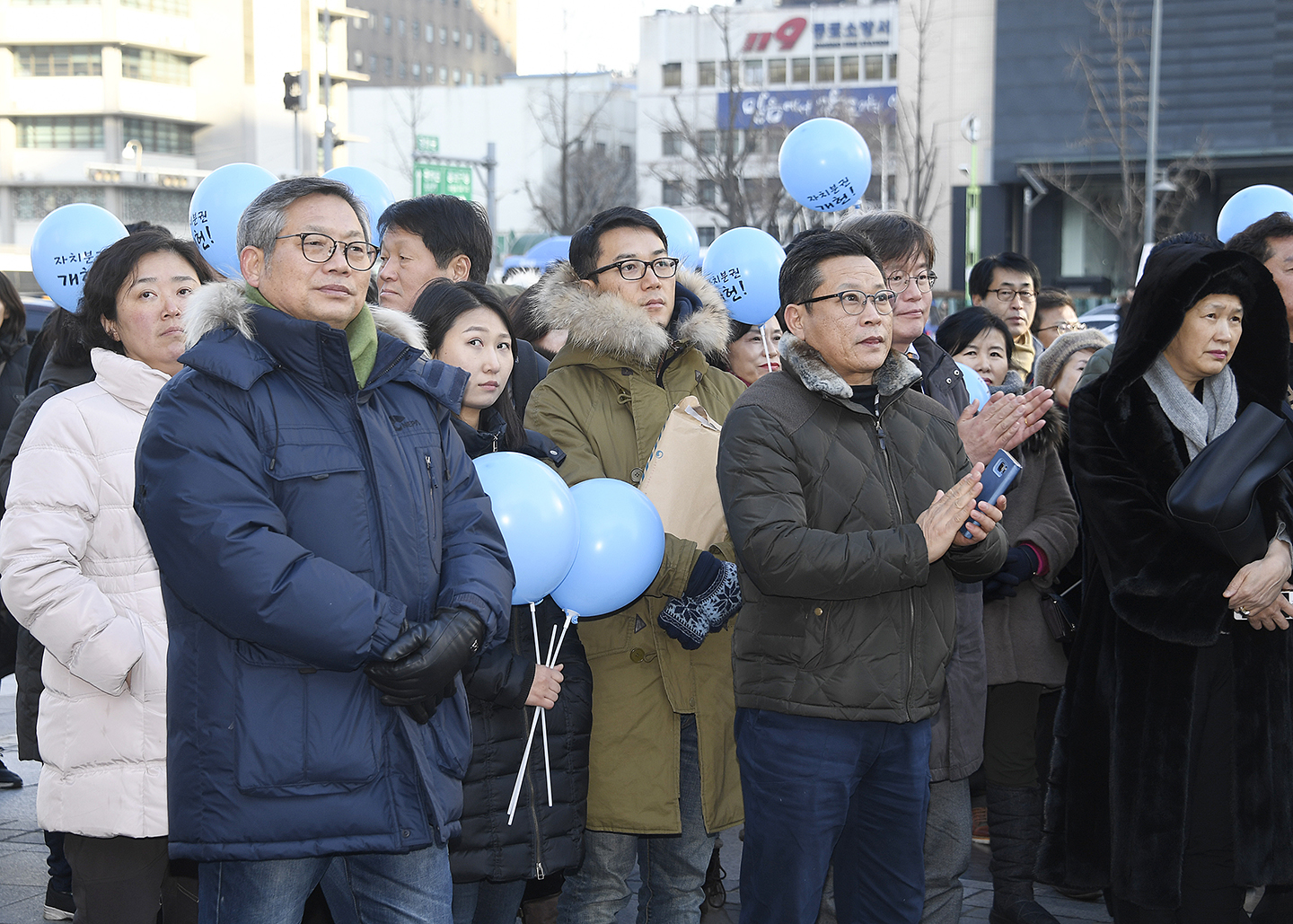 20180106-자치분권 개헌 버스킹 169010.jpg