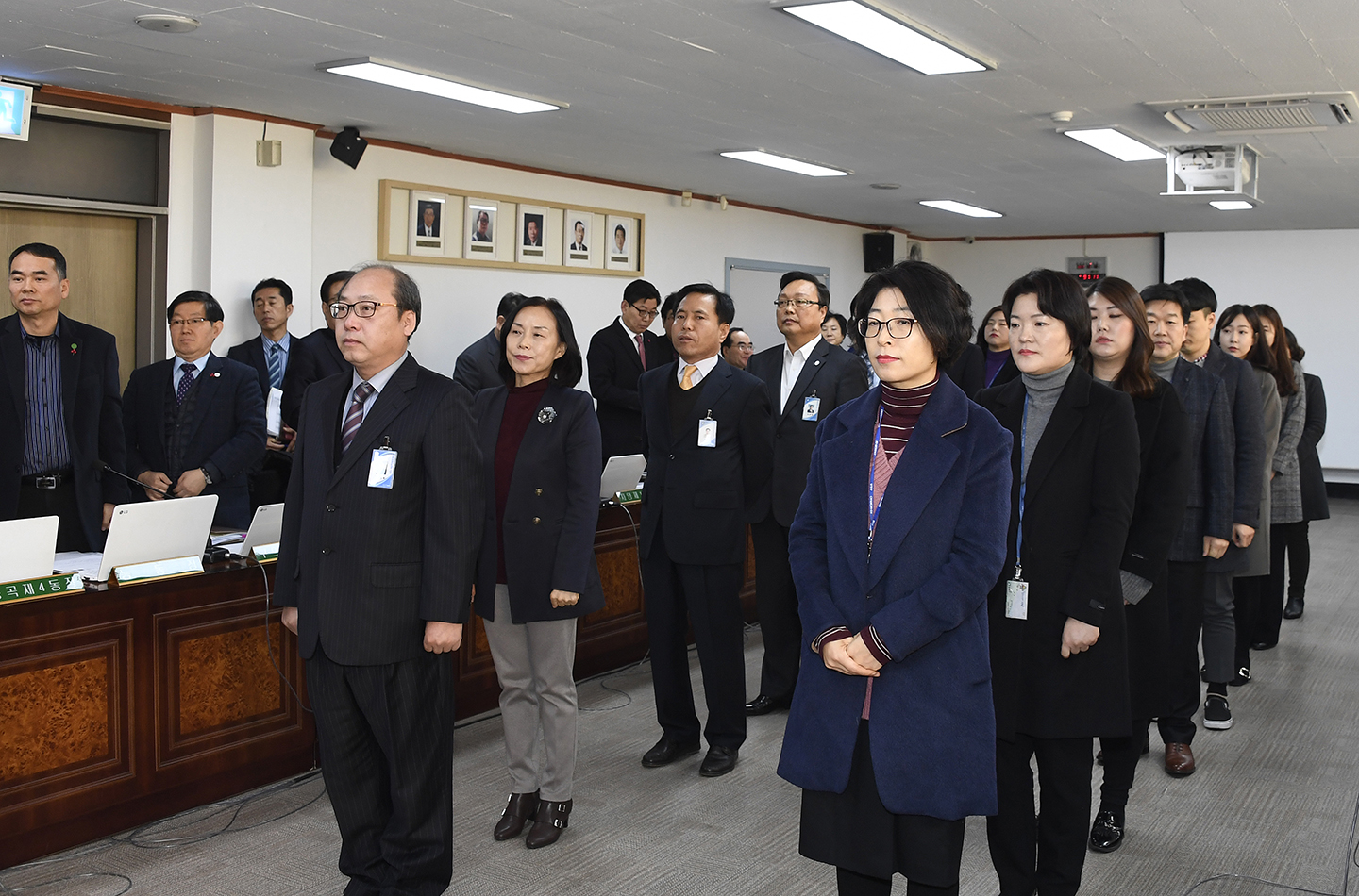 20171221-구동 확대간부회의 우수공무원 표창 수여 167426.jpg