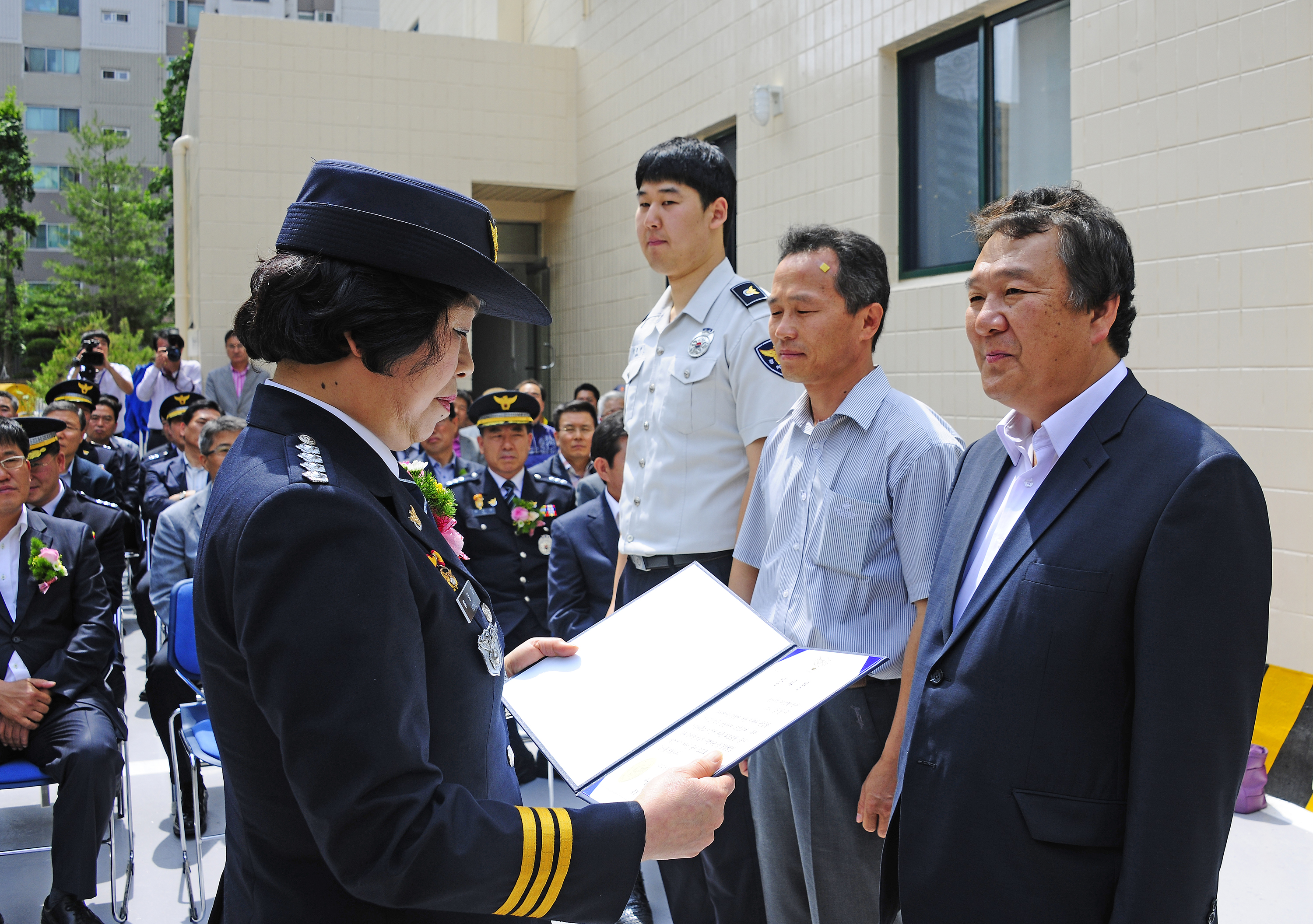 20120615-자양파출소 개관식 56443.JPG