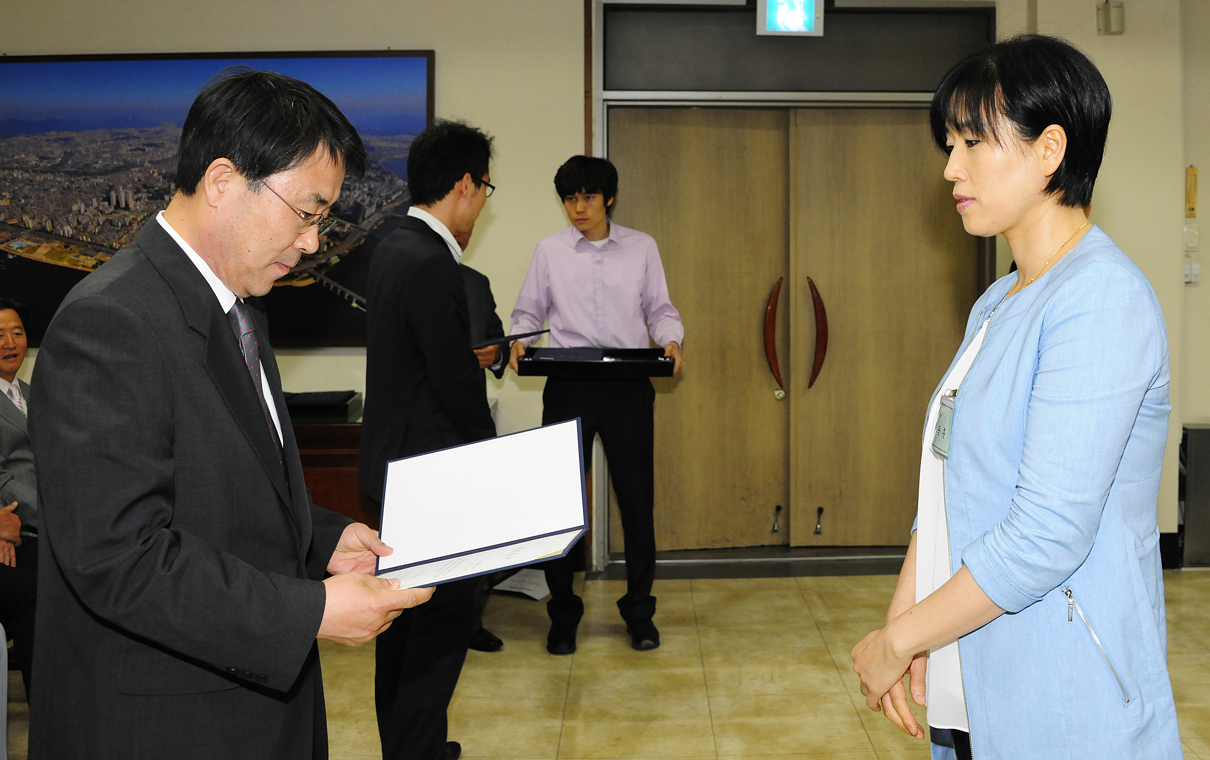 20120509-평화통일장학회 장학증서 수여식 53916.JPG