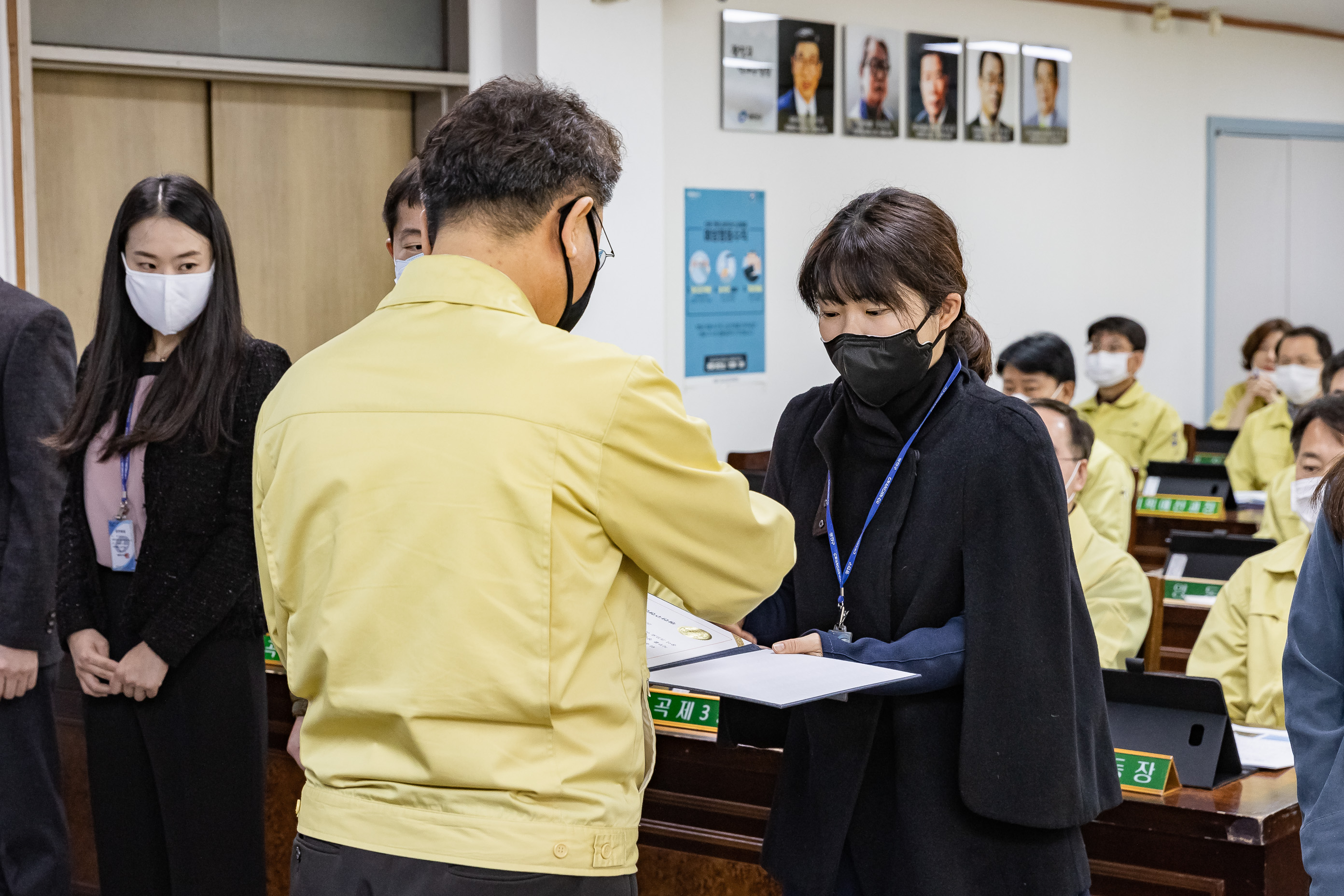 20200319-2020년 3월 직무유공 공무원 표창수여 03192020-270121_s_110836.jpg