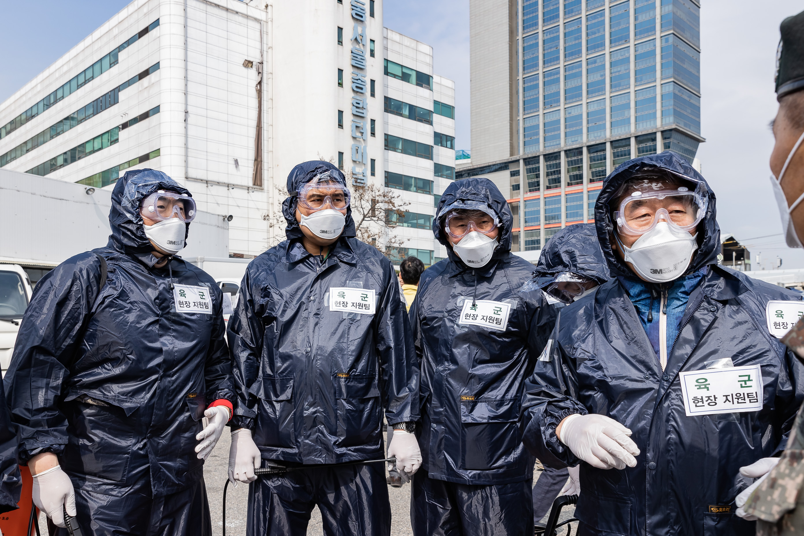 20200312-코로나19 예방을 위한 강변역 주변 방역 20200312-026073_s_181725.jpg
