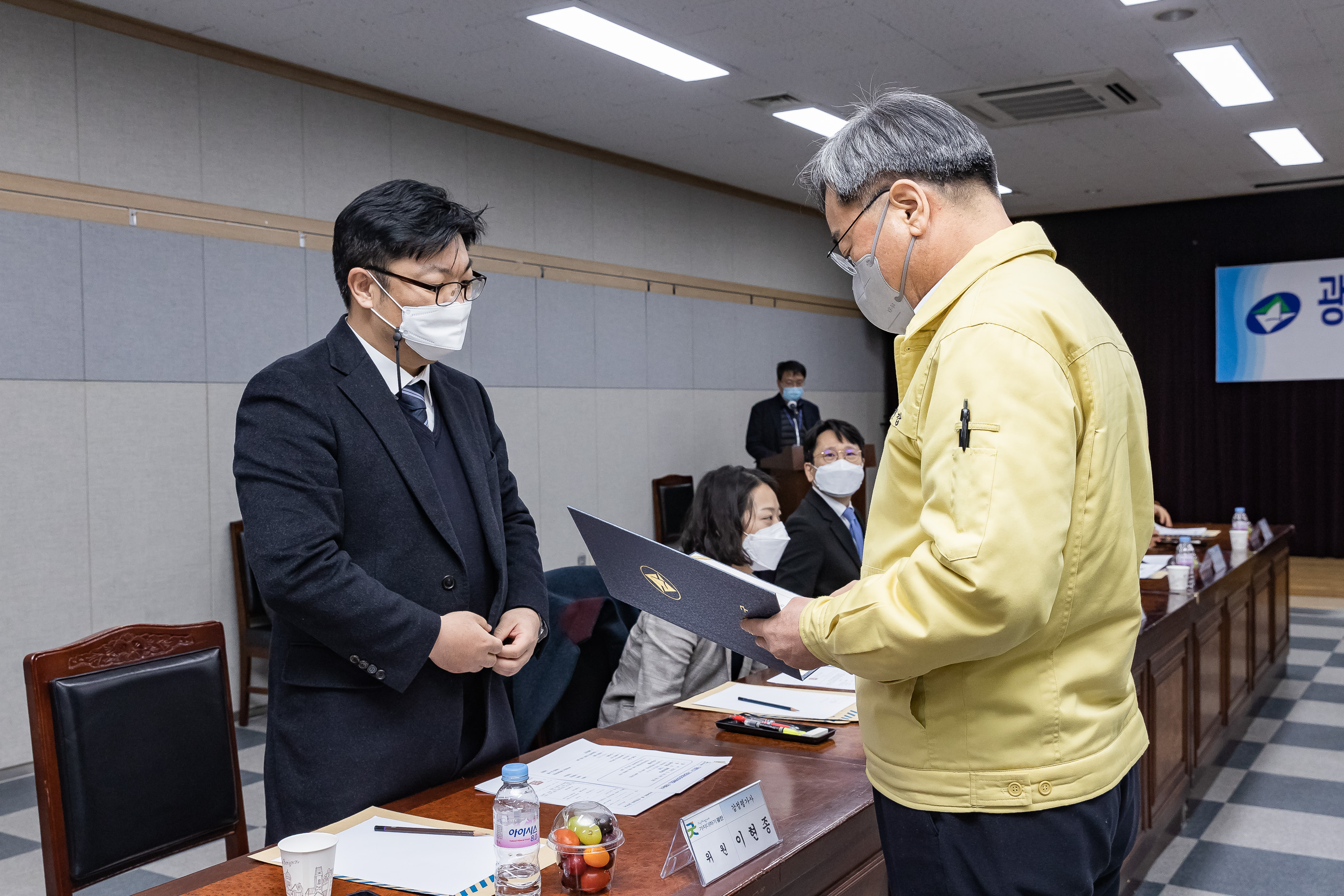 20210310-광진구 지방세심의위원회 위촉장 수여식 20210310-000292_s_181141.jpg