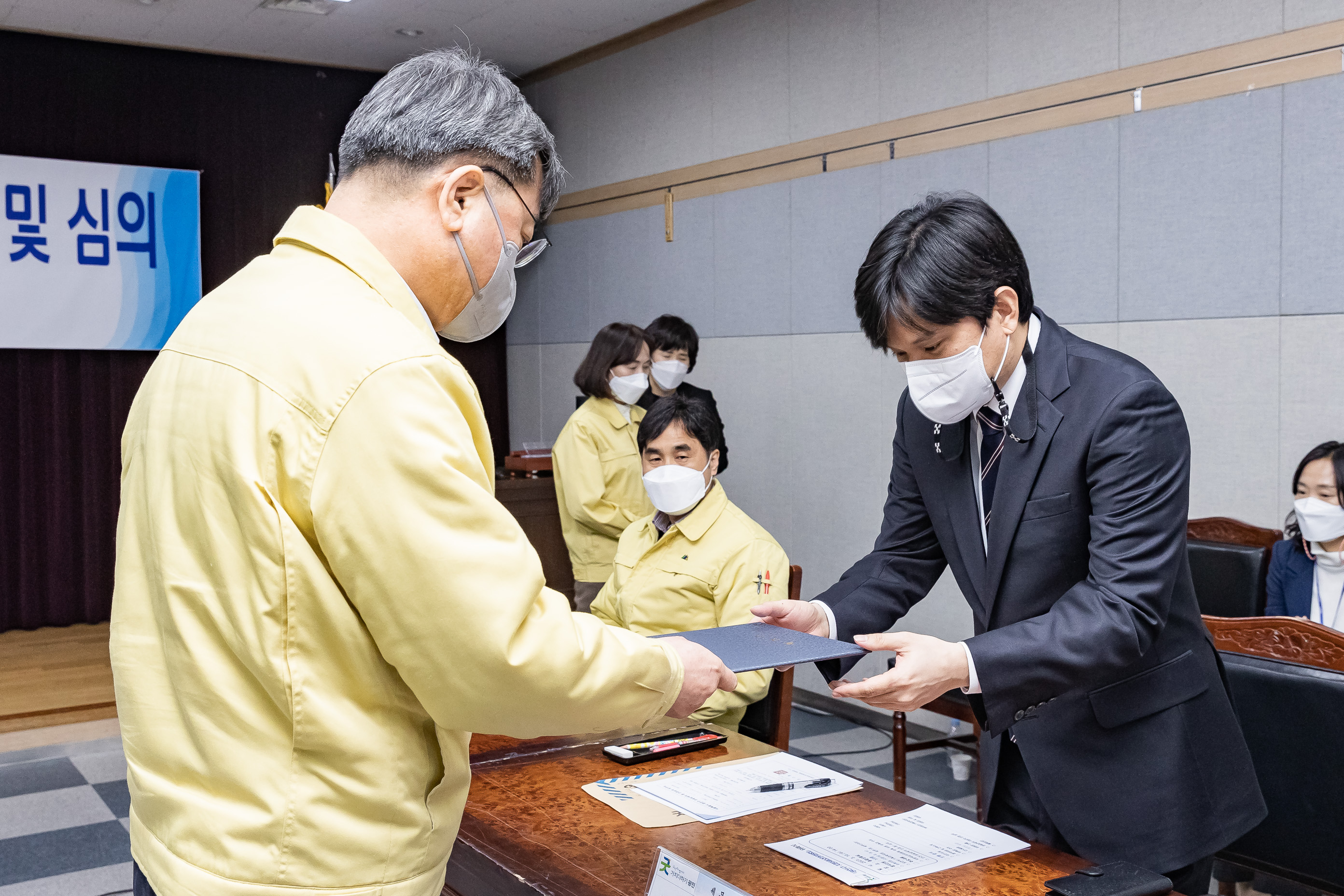 20210310-광진구 지방세심의위원회 위촉장 수여식 20210310-000324_s_181143.jpg