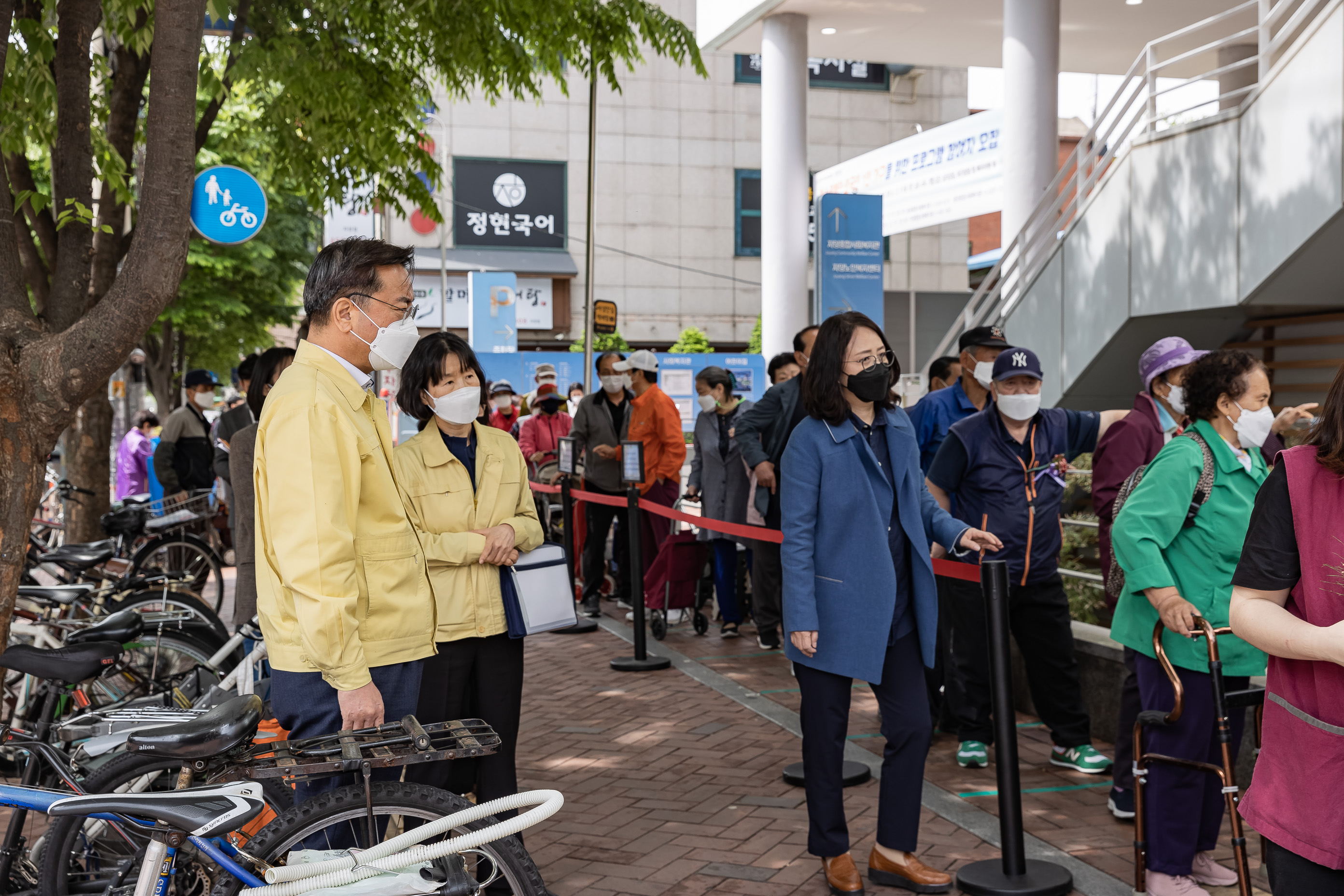 20210506-제49회 어버이날 기념 자양종합사회복지관 방문 20210506-000394_s_091456.jpg