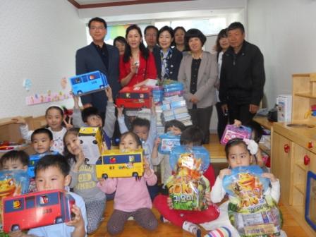 어린이날 맞이 몽골어린이집 선물 기증