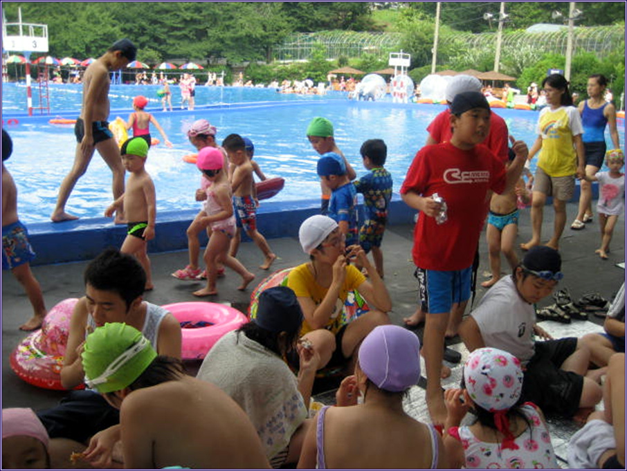 어린이회관 수영장 나들이(09.07.31) 