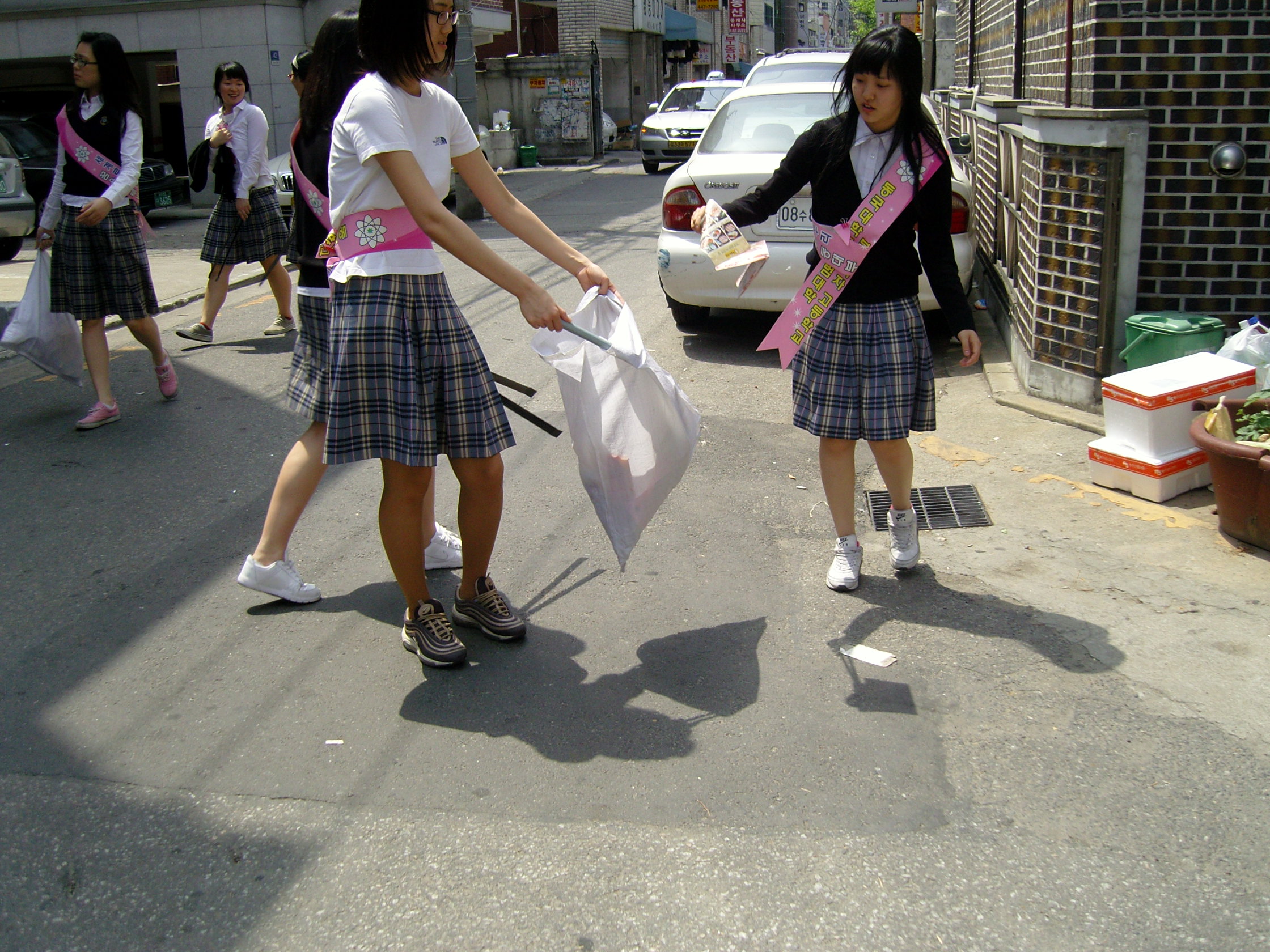 동대부여고 학생과 함께하는 동네 청소 봉사단 운영 전경12(2008. 5.3) 