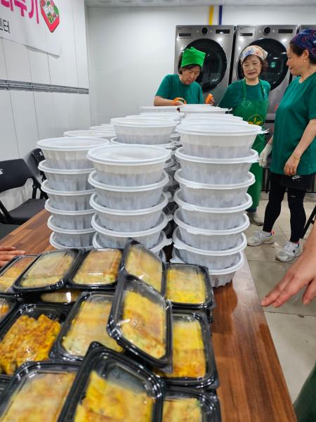  [자양1동] 새마을부녀회 정성가득! 영양듬뿍! 사랑의 밑반찬 나누기